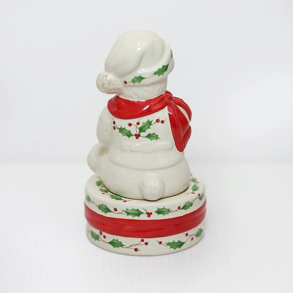 Lenox Holiday Polar Bear Salt and Pepper Shakers Set White Red Green Excellent